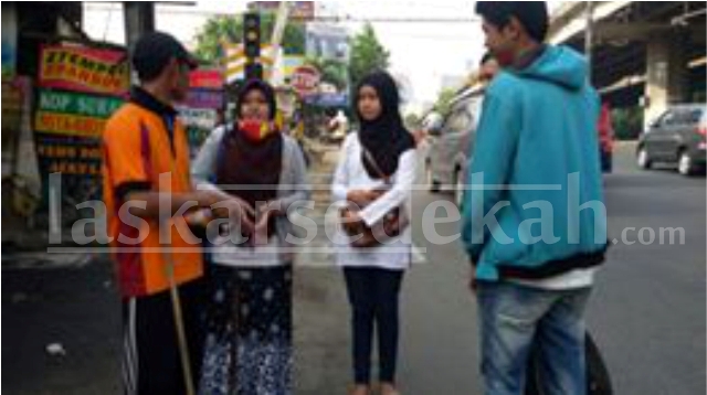 Tebar Nasi Bungkus LS Jakarta