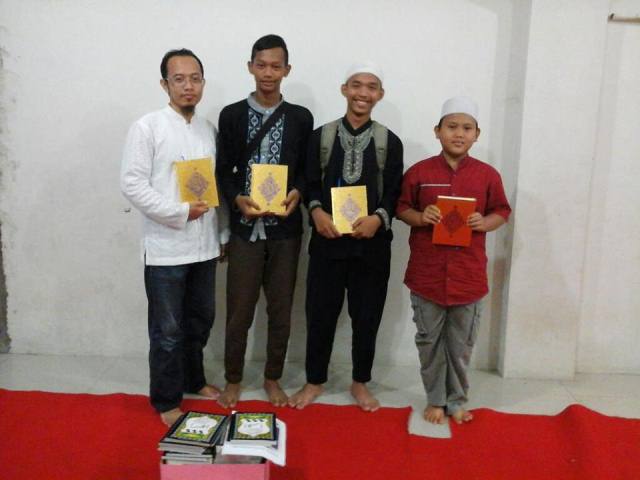 Wakaf Alquran & Iqro