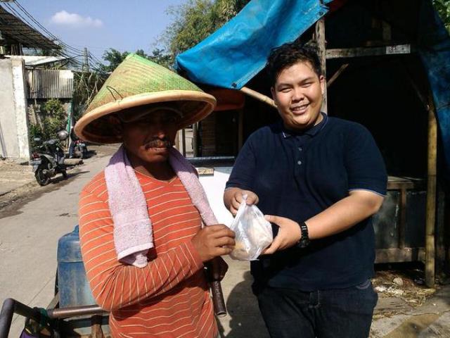 Tebar Nasi Bungkus 10 Mei 2015 Wilayah Tanjung Priok , Jakarta Utara