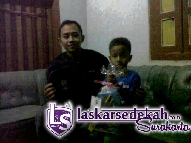 Eksekusi Sedekah : Berbagi Bingkisan Lebaran