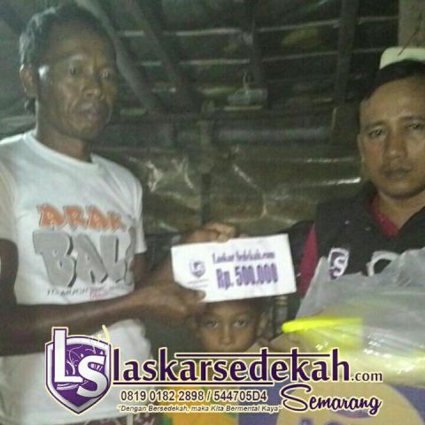 LS Semarang: Membantu dhuafa di Genuk