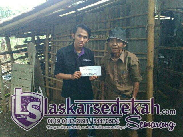 LS Semarang membantu seorang duda miskin