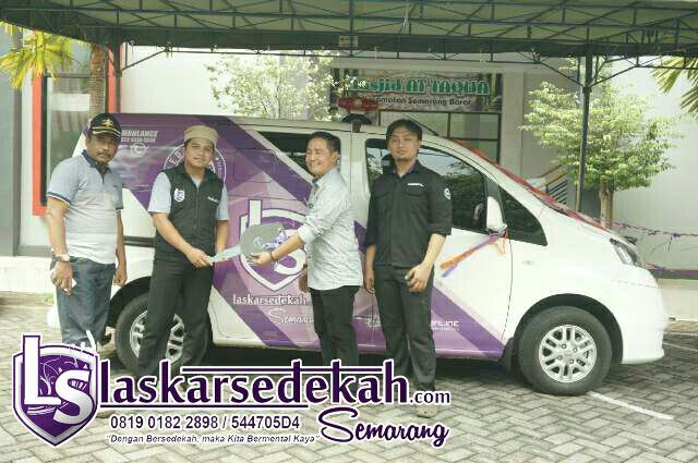 LS Semarang: Mobil Ambulance Gratis Baru