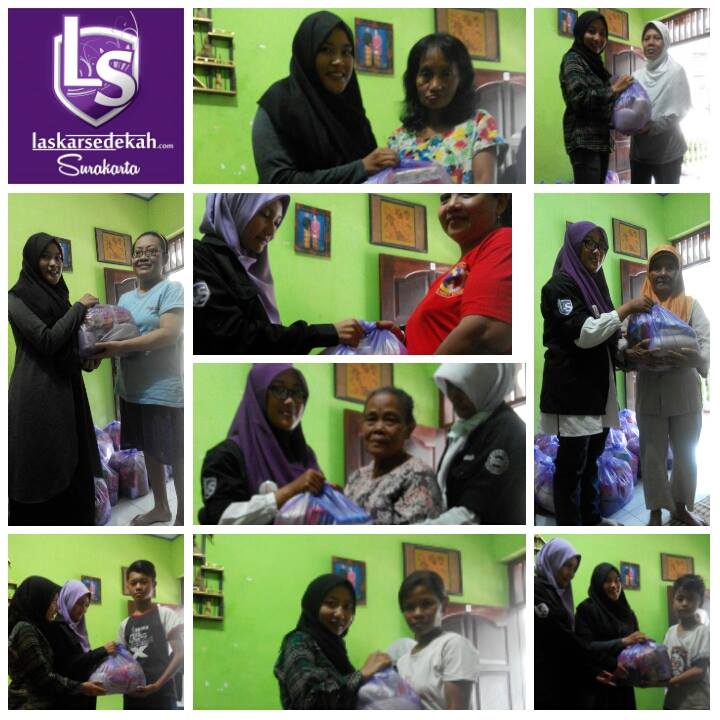 Berbagi Sembako di Senja Hari