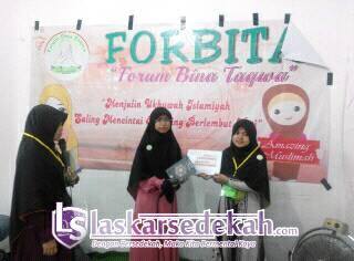 Wakaf Alqur’an dalam acara FORBITA
