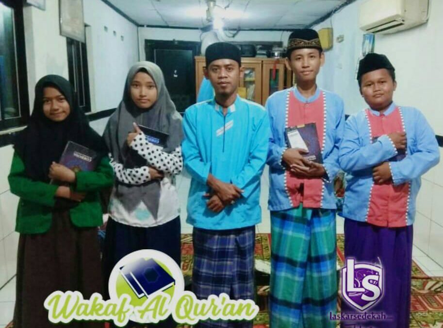 LS Jakarta : Wakaf Al Qur’an untuk Mushollah Al-Maghfiroh, Tanggul Kali Angke | Ahad, 13 Januari 2019