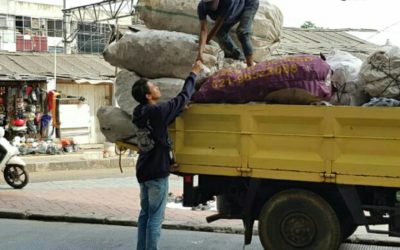 LS Jakarta : Tebar Nasi Bungkus (TNB) di daerah Permata Hijau, Jakarta Barat | Ahad, 10 Maret 2019