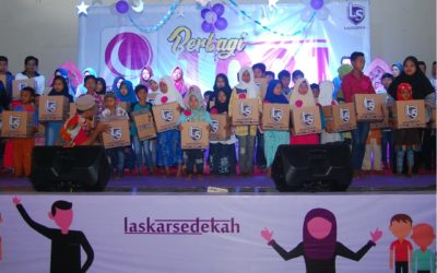 Berbagi Bingkisan Lebaran 1001 Anak Yatim Piatu Dhuafa 1440H