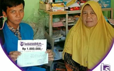 LS Jakarta : Santunan Dhuafa untuk Dek Rahman Alfarizi adalah seorang siswa SMK kelas 12 yang tinggal disebuah tempat Bimbel di daerah Teluk Intan, Jakarta Utara | Selasa, 02 Oktober 2019